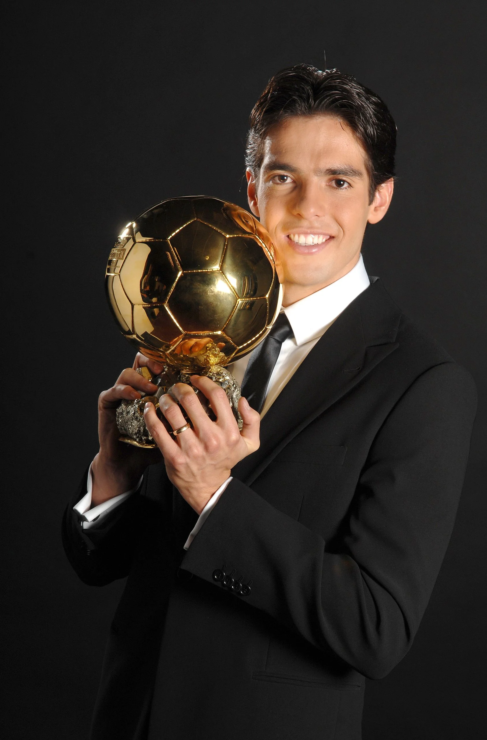 Kaká, vencedor – Ballon d'Or Masculino 2007
