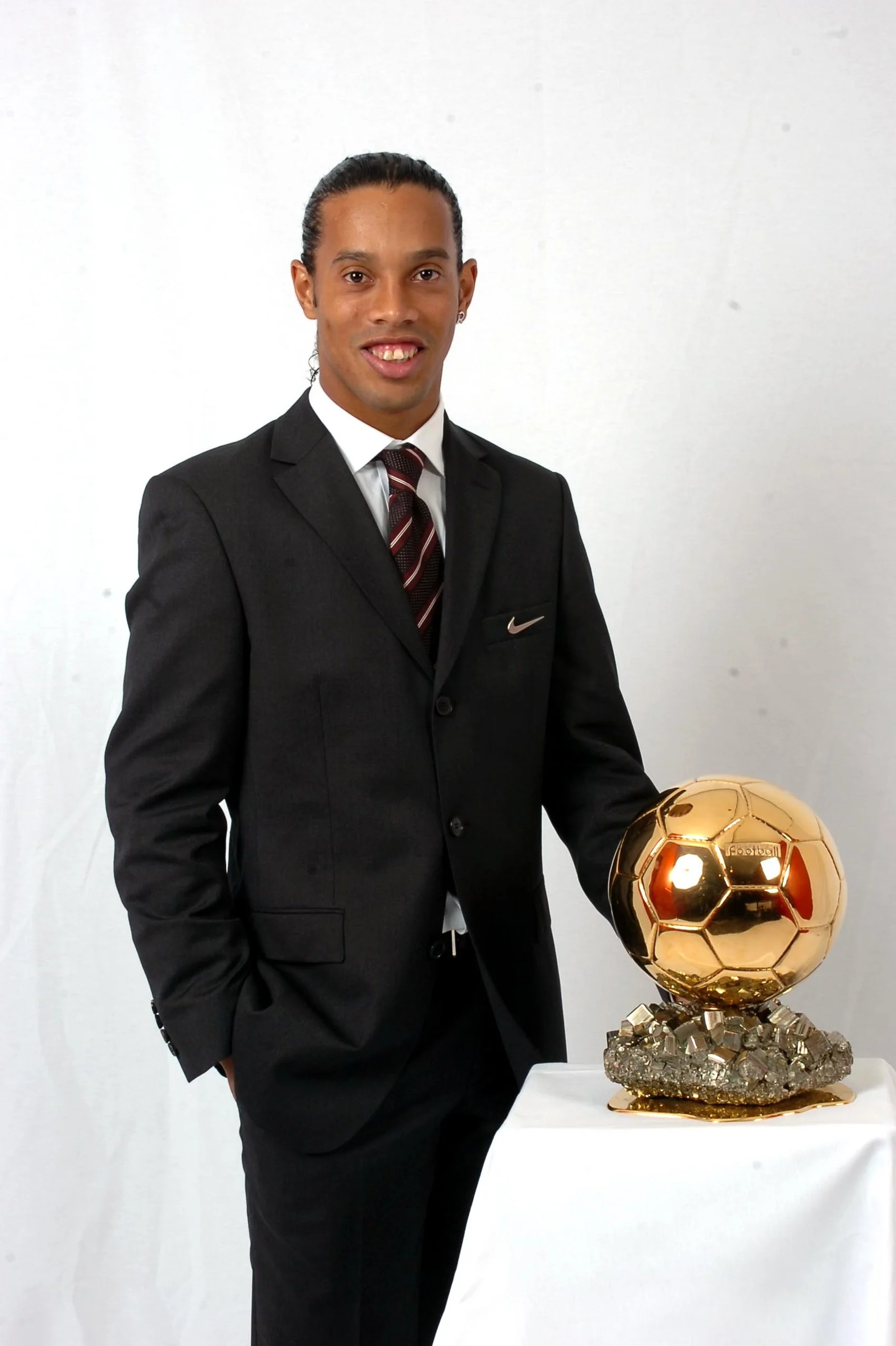 Ronaldinho, vencedor – Ballon d'Or Masculino 2005